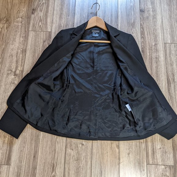 EUC Women (0) - CLUB MONACO Black Lightweight Suit - Picture 3 of 15